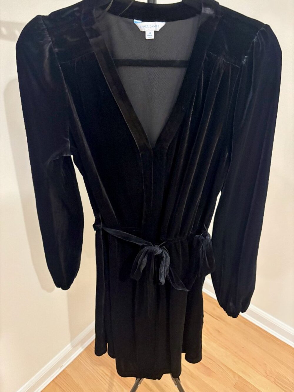 🖤✨ Draper James Black Velvet Long Sleeve Faux Wrap Dress - Size M